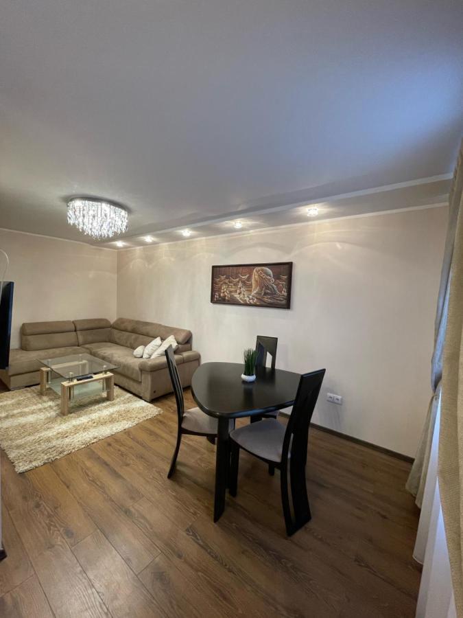 Dvieju Kambariu Butas Apartment Taurage Ngoại thất bức ảnh